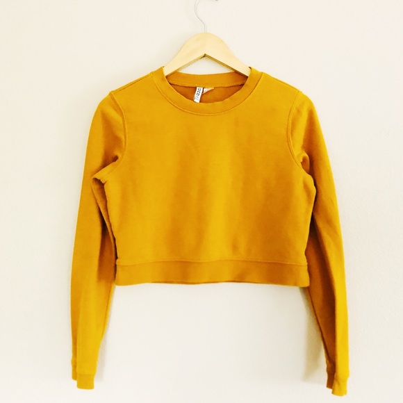 H&M Sweaters - H&M Divided Golden Crop Sweatshirt